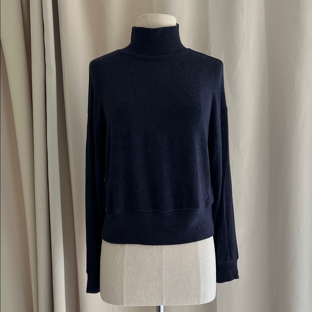 Euc Velvet Brand Mock Neck Sweater Size Small